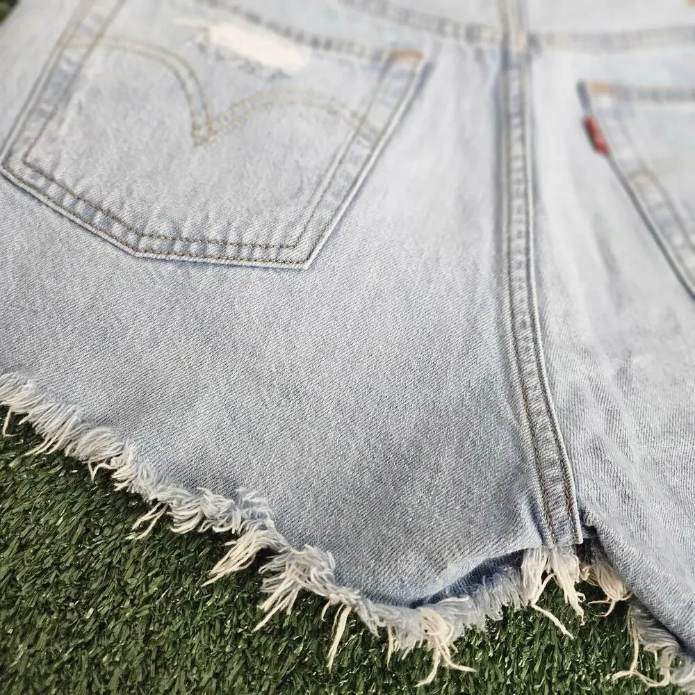 Levi's 501 Women Shorts W30(32) Blue Denim Cut Off Distressed Frayed Button Fly - Picture 13 of 13